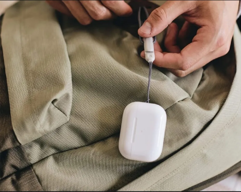 Airpods Pro 2nd Generation Premium Quality ANC Dubai version A Grade - White - Thumbnail